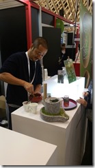 preparation-matcha-les-filles-du-the-sial preparation-matcha-les-filles-du-the-sial
